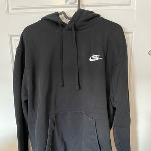 LARGE NIKE SWEATER